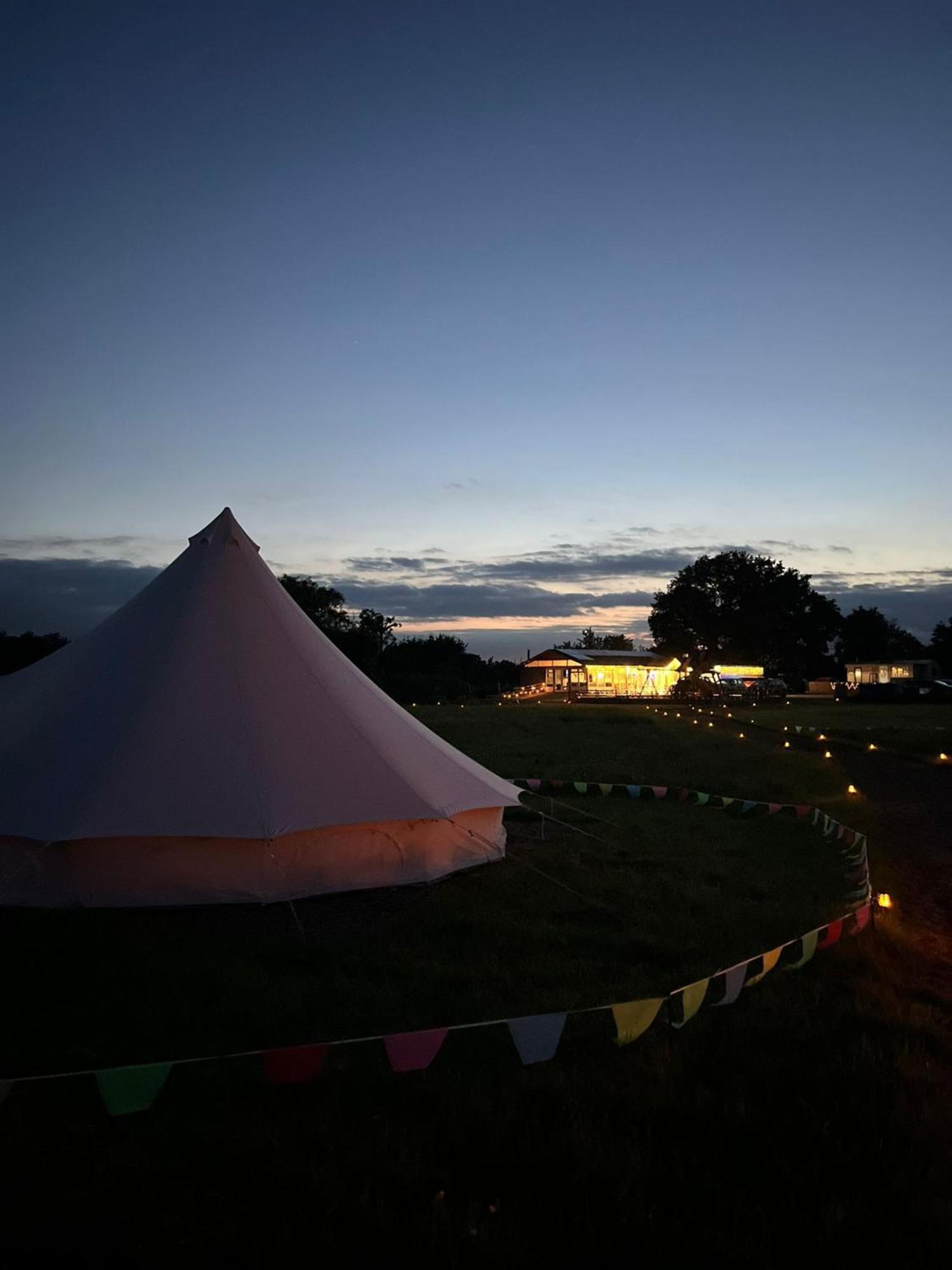Country View Camping Bratton 外观 照片